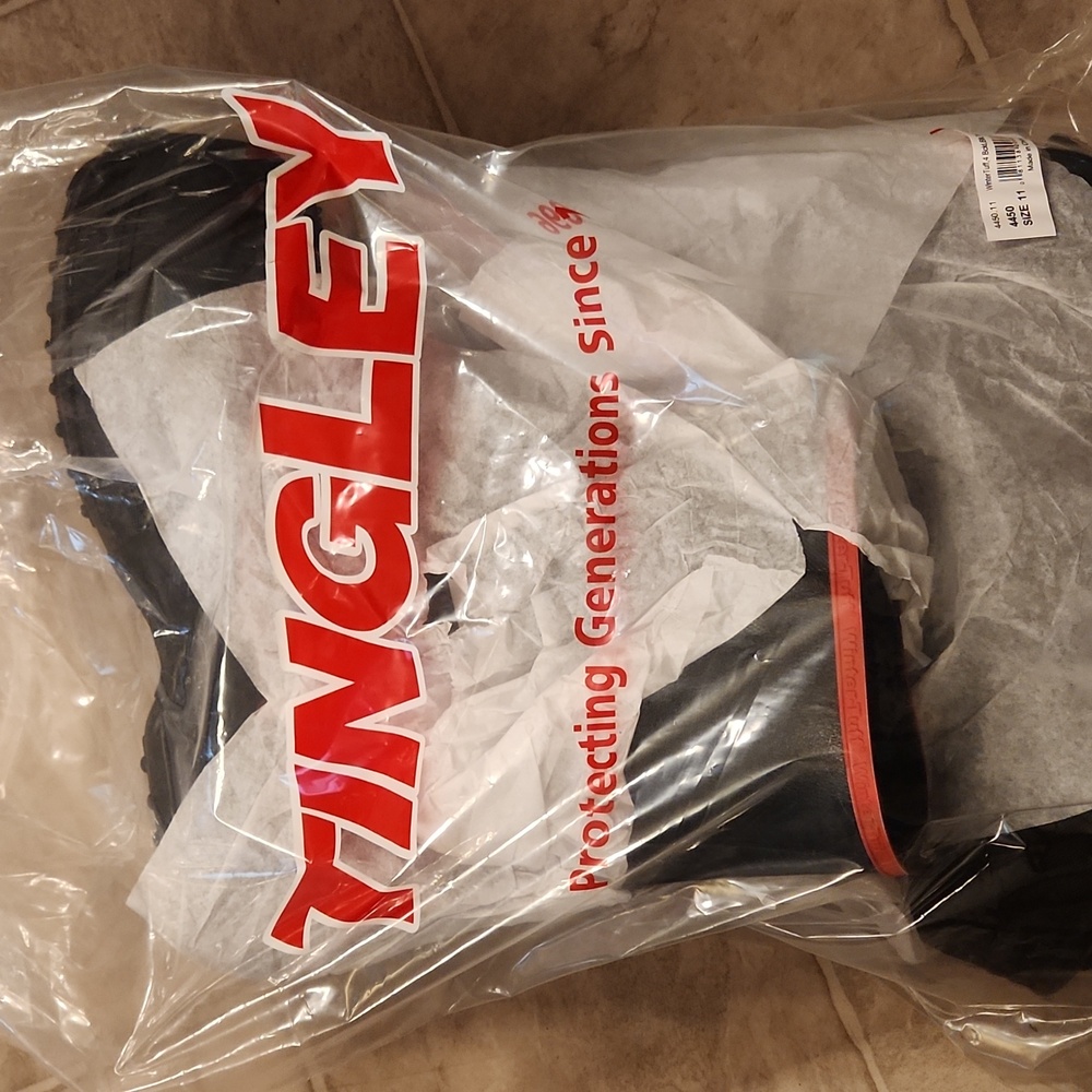Tingley 4 Buckle Ice Traction Overshoe